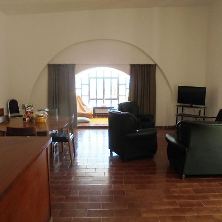 Ema'S Beach And Nightlife House Apartman Lagos Kültér fotó