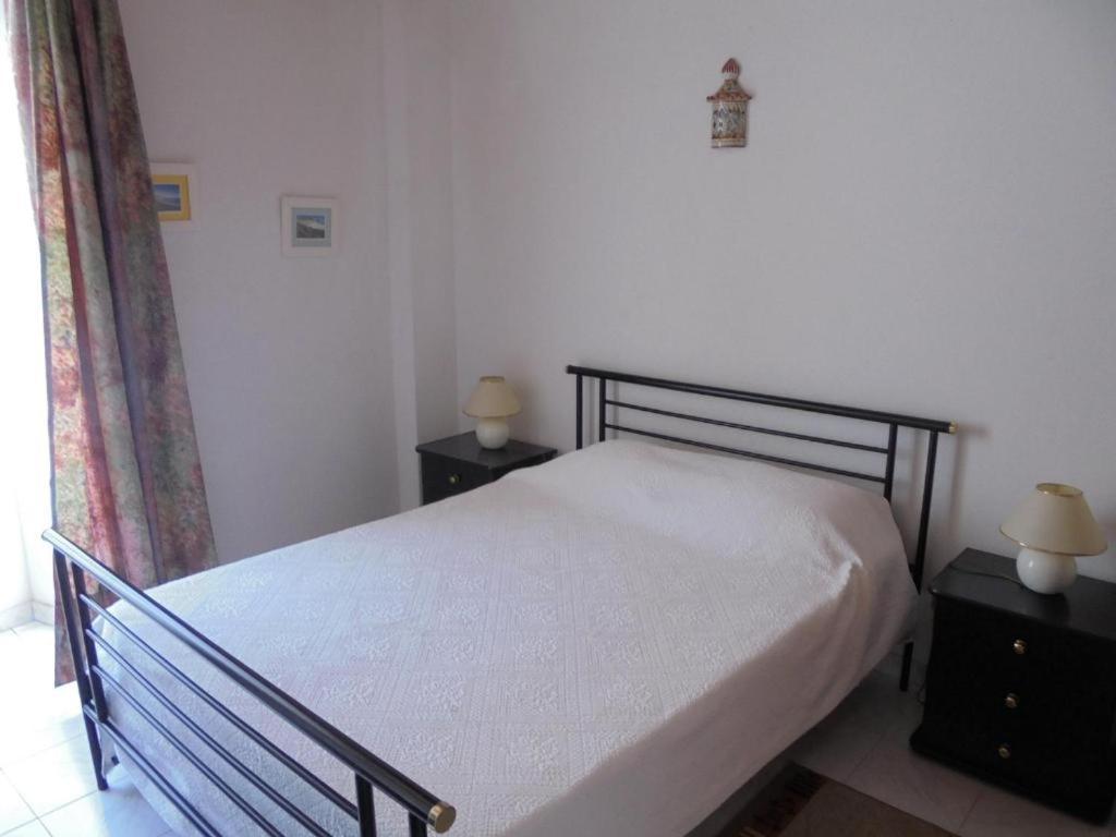 Ema'S Beach And Nightlife House Apartman Lagos Kültér fotó
