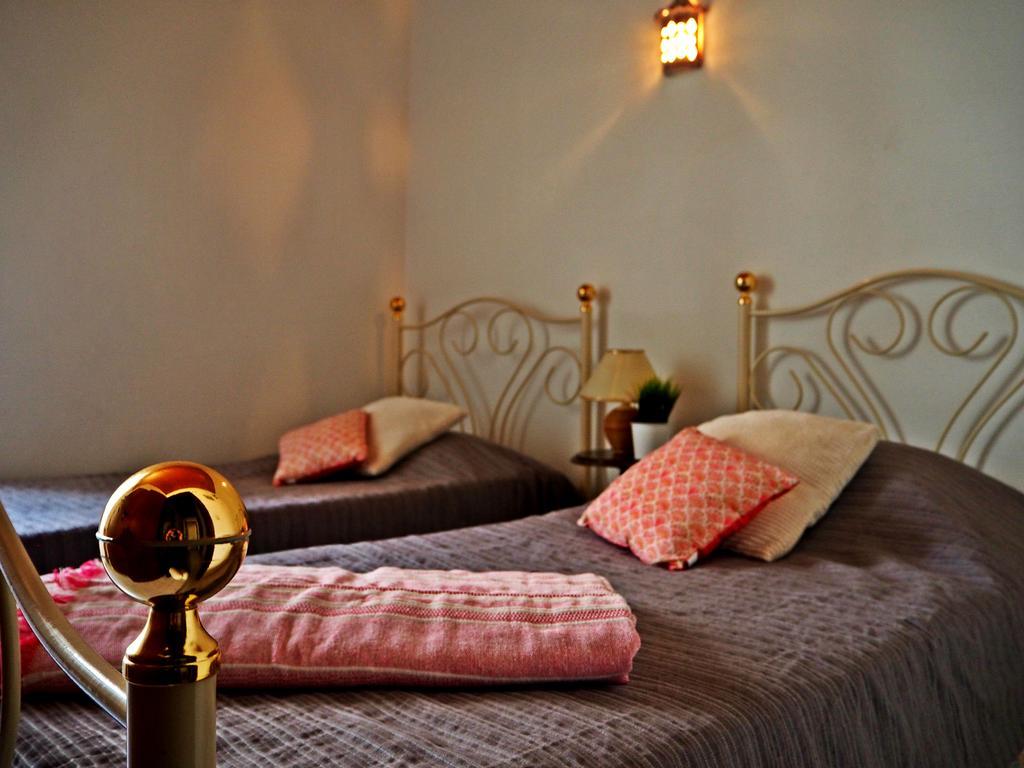 Ema'S Beach And Nightlife House Apartman Lagos Kültér fotó
